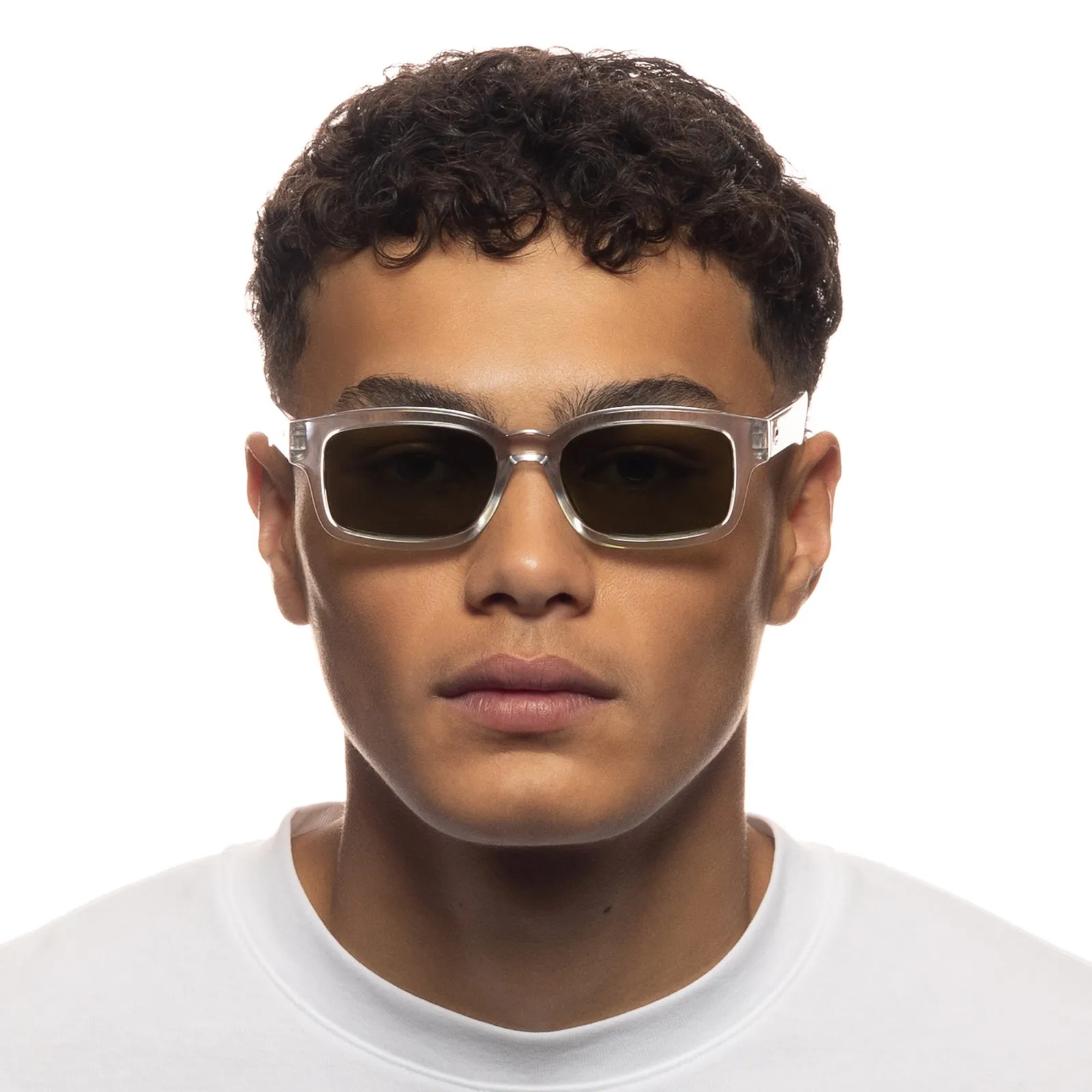 Le Specs Recarmito