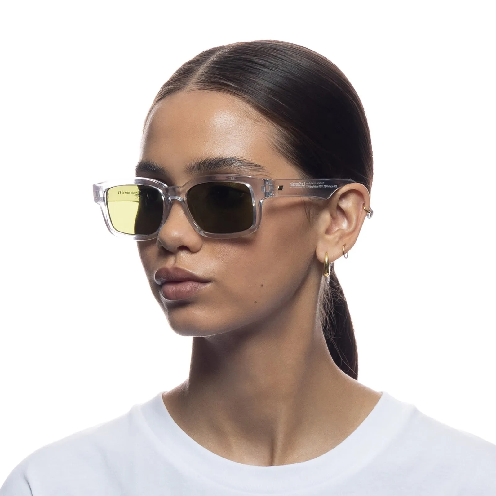 Le Specs Recarmito